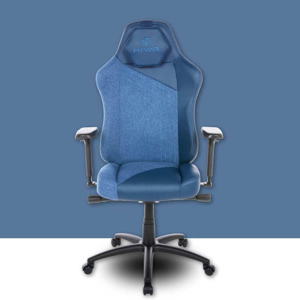 HIVAR Skylar Ocean Gaming Stuhl in dunkelblau vor einem dunkelblauen Hintergrund